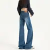 Jeans azules claros para mujer, nueva moda de otoño, pantalones acampanados adelgazantes, holgados y versátiles, no ajustados, pantalones ligeramente acampanados A14123