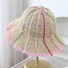 Novo Chapéu de Palha Colorido da Moda com Blocos de Cor para Mulheres, Chapéu de Pescador de Aba Larga Tecido à Mão para Proteção Solar de Verão, Chapéu de Sol para Viagem