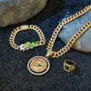 Pulseiras de Diamantes para Homens com Tendência Hip-Hop Europeia e Americana, Colares Rotativos Saint Qiu Full-Diamond Pesados Personalizados para Homens e Mulheres Atacado