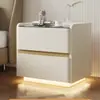 Mesita de noche inteligente Simple Moderna Hogar Dormitorio Gabinete de mesita de noche Minimalismo Italiano Multifuncional Madera Maciza Gabinete de almacenamiento de mesita de noche