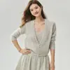 Conjunto de Dos Piezas Ligero de Cachemira 75% Seda 25% Camisola con Cuello en V Cárdigan de Múltiples Botones Set de Punto Nuevo Otoño Invierno Mujer
