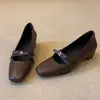 Zapatos bajos suaves de estilo francés populares para mujer, nueva colección otoño 2026, zapatos Mary Jane, estilo casual slip-on, perfectos para combinar con faldas