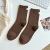 Calcetines de terciopelo australiano engrosado para Otoño e Invierno, color liso, longitud estándar hasta la mitad de la pantorrilla, calcetines peludos para mujer, serie marrón de Corea del Sur, calcetines para el puerperio