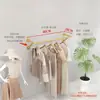 Arara de Parede Dourada para Loja de Roupas Cabide de Parede Moderno Minimalista Tendência Novo Estilo Prateleira Arara de Exposição