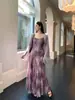 Vestido Elegante de Otoño Xiu Xixi Shisanxing 2026 con Cuello Halter Estampado de Cintura Alta Adelgazante para Mujer 88706