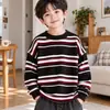 Suéter Masculino Estilo Outono e Inverno Tricô Espesso de Inverno Infantil Novo Estilo 2026 Roupas de Inverno para Crianças Maiores Tricô Tendência Meninos