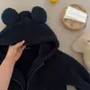 Abrigo infantil personalizado, nuevo producto otoño e invierno 2025, abrigo suéter con cuello de pelo para niños y niñas, chaqueta de cremallera de color liso para bebé