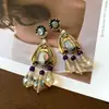 Brincos vintage de segunda mão, brincos versáteis retrô da moda para mulheres, acessórios de nicho de luxo leve, de alta qualidade e estilosos para atacado