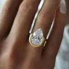 Anel Curvo Personalizado Retro de Alto Padrão com Acabamento Escovado Exagerado com Pingente de Diamante Anel de Pedido para Mulheres Presente