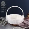 Cesta de Flores para Casamento Peça Única Renda Feita à Mão Infantil Casamento Estilo Ocidental Pequena Cesta Branca Cesta Portátil Cesta de Corda de Papel