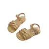 Sandálias Simples Estilo Francês para Crianças 2026 Novo Verão Moda Feminina Versátil Estilo Fada Sapatos de Princesa Abertos na Ponta Sapatos de Praia