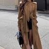 Otoño 2026 Estilo Francés Socialité Diseño Irregular Abrigo de Longitud Media Ceñido a la Cintura Gabardina con Falda para Mujer