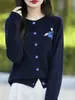 Cárdigan de Punto Bordado de Arándanos para Mujer Primavera, Otoño e Invierno Cuello Redondo Manga Larga Suéter Chaqueta Base Superior Holgada