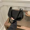 Bolso de hombro simple y brillante, bolso retro tipo baguette para llevar debajo del brazo, color liso, versátil, bolso pequeño para mujer para ir al trabajo, ir de compras y uso diario