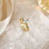 Anel de Aço Titânio Moda Feminina Zircônia de Alto Padrão Nicho Anel para Dedo Indicador de Luxo Leve Design Anel Aberto Atacado
