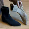 Botas cortas adelgazantes de punta fina simples versátiles color nude con plataforma interior otoño nuevo estilo retro británico nicho para mujer