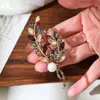 Broche de Aleación de Moda de Gama Alta con Pedrería, Ramo de Rama de Sauce, Elegante y Sencillo Accesorio de Broche para Ropa de Mujer