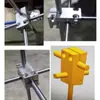Clipe Cruzado Três Vias Furo Passante Travamento Inferior Clipe de Fixação Clipe de Fixação de Pilar Conector Cruzado Três Furos