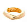 Pulsera Abierta Geométrica Asimétrica Ovalada Metálica Europea y Americana Elegante Exagerada de Nicho Joyería de Mano de Alta Gama para Mujeres