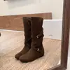 Botas Femininas Curtas 2026 Outono e Inverno Novas Botas Western Cowboy Retrô com Aumento Oculto de Altura e Efeito Emagrecedor, Botas Birkenstock de Comprimento Médio
