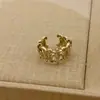 Anillo Vintage de Oro Café con Incrustación Completa de Diamantes, Elegante y Lujoso, Diseño Abierto Retro, Anillo Apilable para Dedo Índice