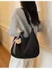 Nova bolsa tiracolo de lona casual de grande capacidade para comércio exterior transfronteiriço para mulheres, bolsa de ombro versátil e da moda, bolsa tote para o dia a dia