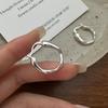 Plata de ley S925 estilo coreano simple moda línea de flujo líquido hebilla de oreja estilo coreano INS personalidad aretes simples joyería para orejas