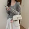 Bolso Acolchado con Cadena Estilo Chanel para Mujer 2026 Estilo Retro Francés Bolso de Hombro Cruzado con un Toque de Lujo, Versátil para el Trabajo