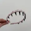 Faixa de Cabelo Longa com Dentes, Envolvida em Tecido Arco-Íris com Bolinhas, Estilo Francês, Versátil para Uso Diário, Novo Elegante Acessório de Cabelo Integrado com Presilha