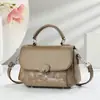 Bolsa pequena moderna para mulheres, novo modelo da primavera de 2026, bolsa quadrada pequena de ombro único e transversal, fresca e doce, versátil, moderna e simples