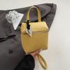Bolsa Satchel Casual Texturizada Pequena Quadrada 2025 Verão Nova Bolsa de Ombro de Moda Ninho Personalizada Ins Bolsa Transversal Moderna