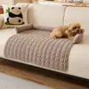 Camas para gatos y perros bordadas personalizadas de fábrica, tapetes para mascotas para todas las estaciones, camas para perros con almohadas, tapetes para dormir para mascotas al por mayor
