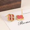 Brincos de Zircônia Rosa Pink de Trevo de Quatro Folhas com Zircônias Full Diamond, Estilo Exclusivo de Nicho, Brincos Versáteis e de Alto Padrão para Mulheres