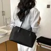 Bolsa Feminina Estilo Coreano para Axila 2026 Nova Versátil para o Dia a Dia Bolsa de Ombro Moda Retrô Bolsa Tote de Grande Capacidade
