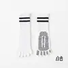 Calcetines de algodón, calcetines de yoga de cinco dedos, calcetines de media pantorrilla para mujer, calcetines especiales antideslizantes para entrenamiento de Pilates, deportes de interior, calcetines de dedos divididos al por mayor