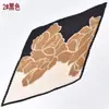 Verão retrô nova moda flor cetim seda plissado 70 quadrado lenço lenço de proteção solar Yiwu fornecimento em lote