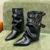 Botines retro elegantes y versátiles de punta con botas de media caña tachonadas, botas de plataforma con tacón grueso y hebilla para otoño e invierno