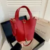 Colección de otoño 2026 nueva para mujer Ruien: un bolso bandolera elegante y casual con un acabado texturizado, que ofrece una gran capacidad y un look moderno