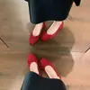 Aumento de altura interior 7 cm ~ Zapatos de tacón bajo estilo francés de punta cuadrada con lazo para mujer, versátiles y delicados zapatos de abuela para primavera/otoño 2025