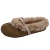 Zapatos slip-on estilo perezoso para mujer, novedad otoño/invierno 2026, suela gruesa antideslizante para uso en exteriores, zapatos casuales para niñas con hebilla metálica y diseño peludo