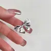 Anillo Metálico de Lazo para Mujer Lujo Ligero Gama Alta Dulce Fresco Abierto Ajustable Anillo de Dedo Anillo de Dedo de Comida Nueva Joyería de Moda