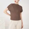 Ropa para Mujer Moda de Verano Elegante de Alta Gama Temperamento Cuello Semi-alto Ligero Transpirable Color Sólido Miyake Camiseta de Manga Corta Top de Moda