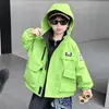 Jaqueta Três em Um Masculina para Primavera e Outono 2026 Nova Moda Fresca Casaco com Capuz de Outono para Bebê Menino