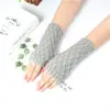 Luvas de Tricô Meio Dedo Cor Sólida com Desenho de Diamante Estilo Coreano Outono e Inverno para Homens e Mulheres, Versátil, Casual, Quente, Proteção contra Ar Condicionado, Compatível com Tela de Toque