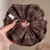 Scrunchie de rede colorido e oversized com alta elasticidade e alto apelo estético, acessório de cabelo multicamadas estilo francês