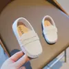 Zapatos Ligeros sin Cordones Estilo Coreano para Niños, Nuevos Mocasines de Moda Primavera y Verano 2026 para Bebés
