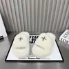 Sandálias rasteirinhas de boca rasa com enfeites extras, sem bico redondo, estilo doce e fofo, organizadas, novas sandálias de celebridade da internet estilo 2026, femininas, estilo japonês