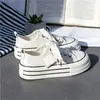 Zapatos de lona con suela gruesa para mujer 2026 primavera y verano versátiles estilo coreano ins nuevos de moda plataforma zapatos blancos casuales zapatos de skate