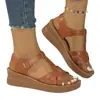Sandálias Plataforma Femininas Verão Novo Salto Médio Sapatos de Mãe Couro Genuíno Sandálias Rasteirinhas Confortáveis Antiderrapantes Sapatos para Mulheres de Meia-idade Tamanho Grande
