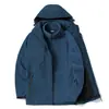 Chaqueta de concha dura a prueba de viento e impermeable para otoño e invierno 2026 para mujer, diseño tres en uno con forro polar, adecuada para senderismo y montañismo, también disponible para hombres